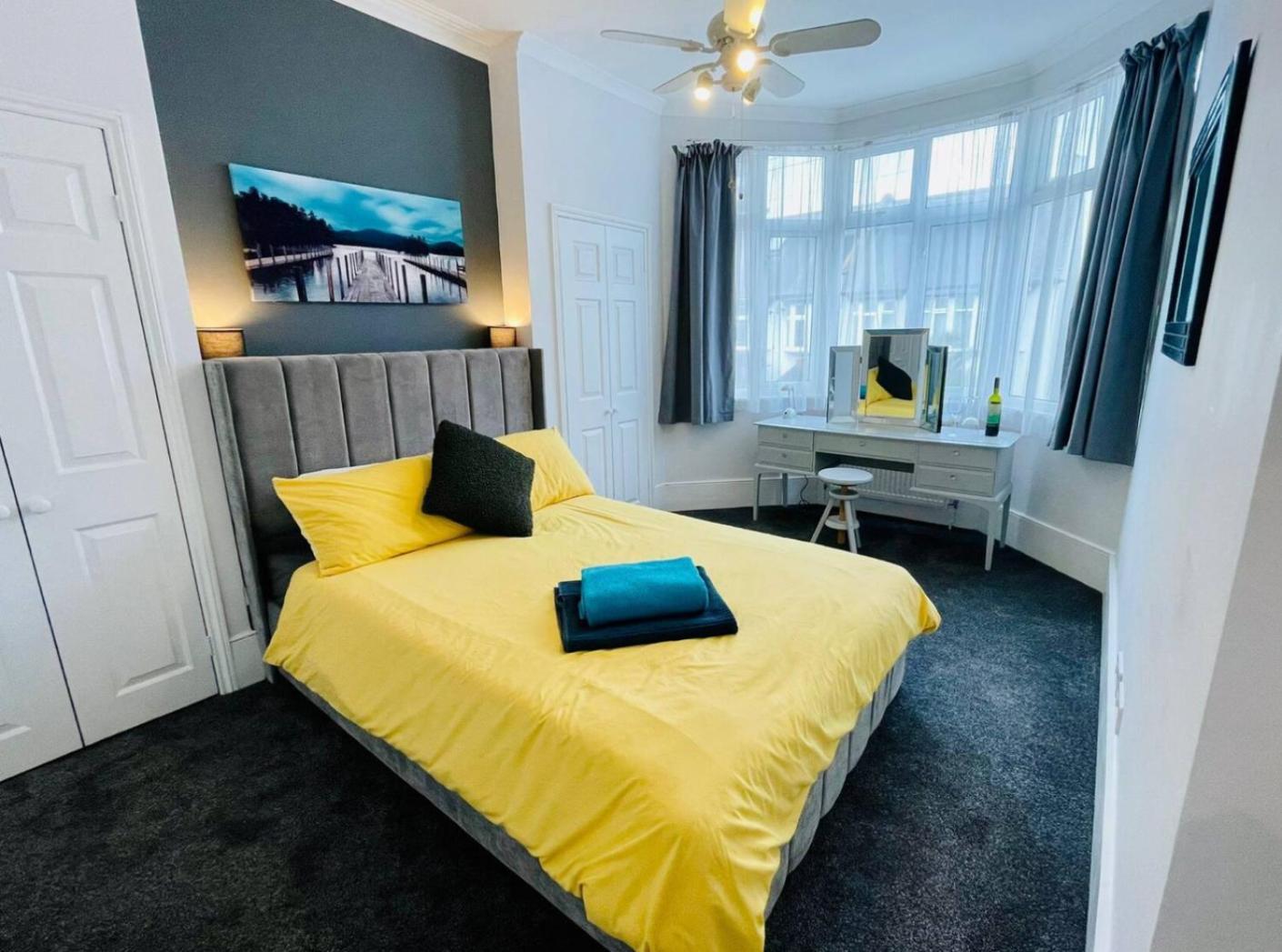 Flat In The Heart Of Leigh On Sea Less Than 2 Miles From The Beach Саутенд-он-Сі Екстер'єр фото